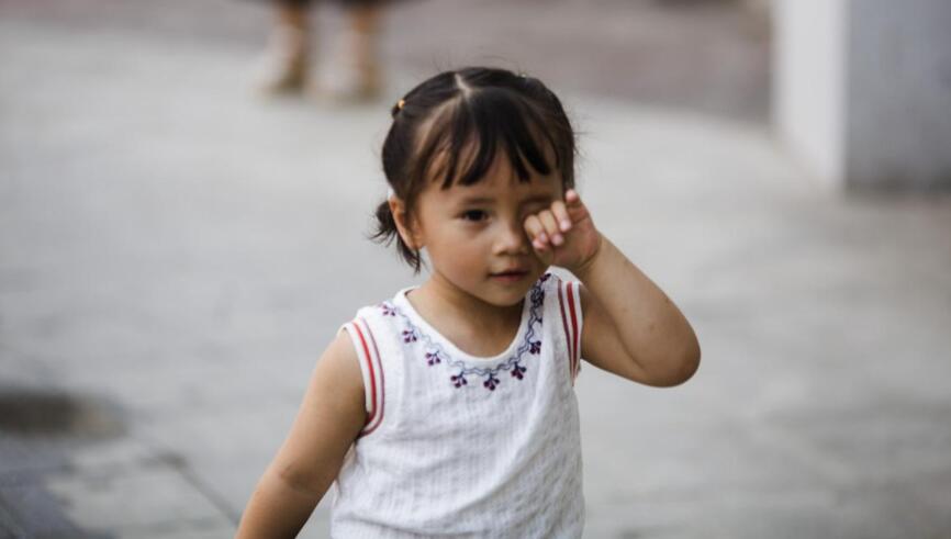 孩子總喜歡打人怎么辦？