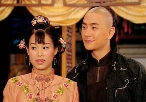 能不能答應(yīng)追了我很久的男孩