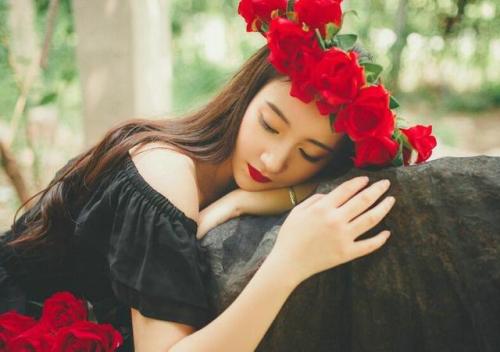 女人在婚外情或婚外性尋找平衡？