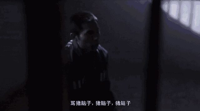 8歲被媽媽扒光，全車人圍觀拍照，多少孩子死于羞辱式教育
