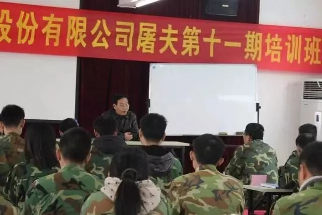 北大畢業(yè)生賣豬肉身價過億：讀書無用論，才是最大的謊言