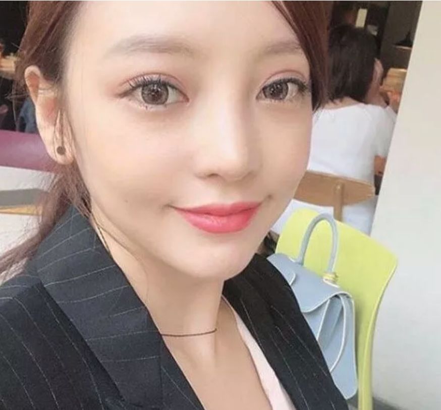 美麗，富有，年少成名，她為何選擇死亡？