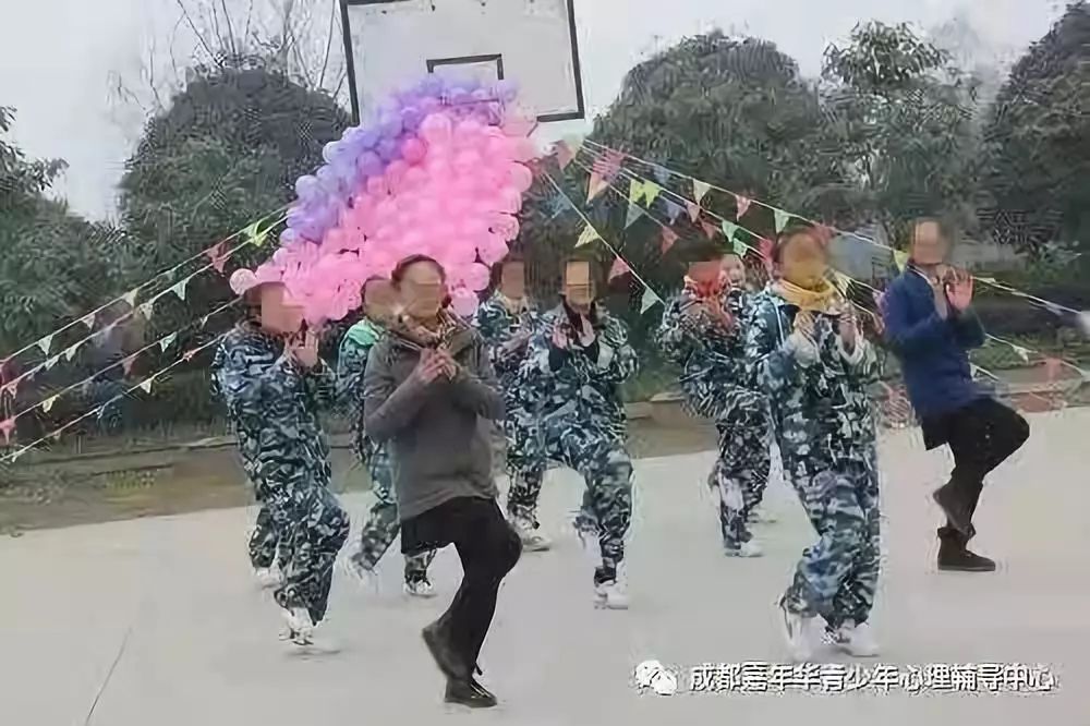 花錢請人虐待自家孩子：不是所有人，都配為人父母