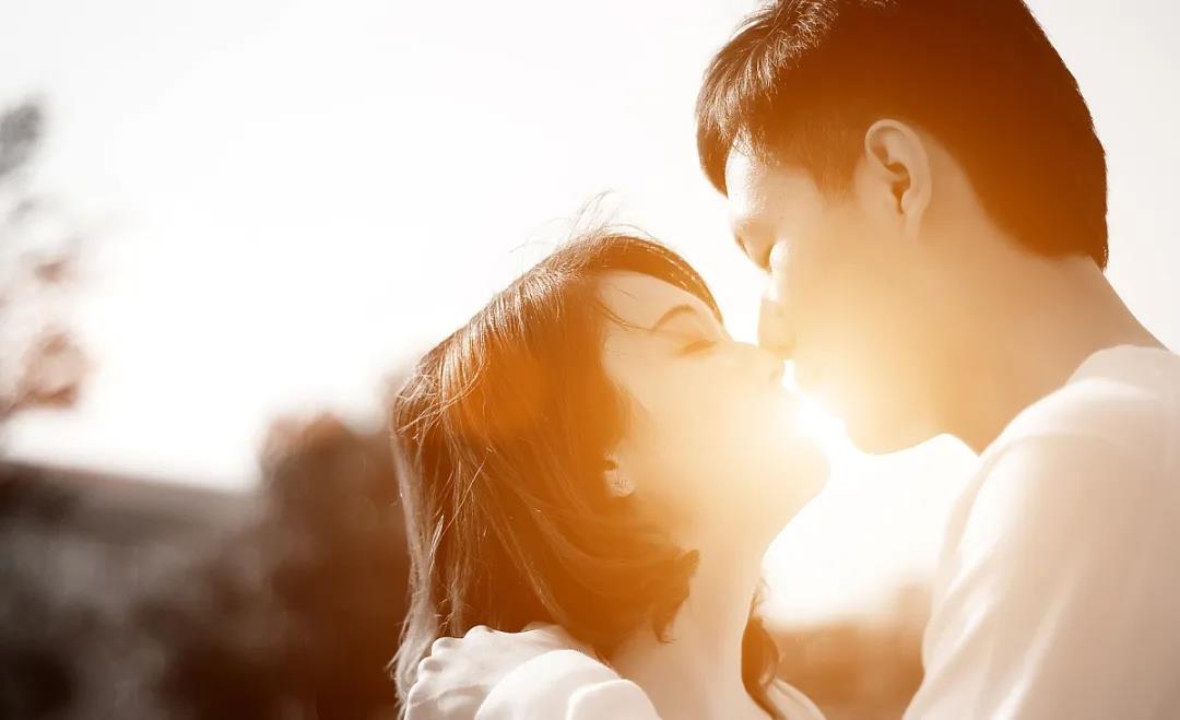 性自由以來，男女誰更受益