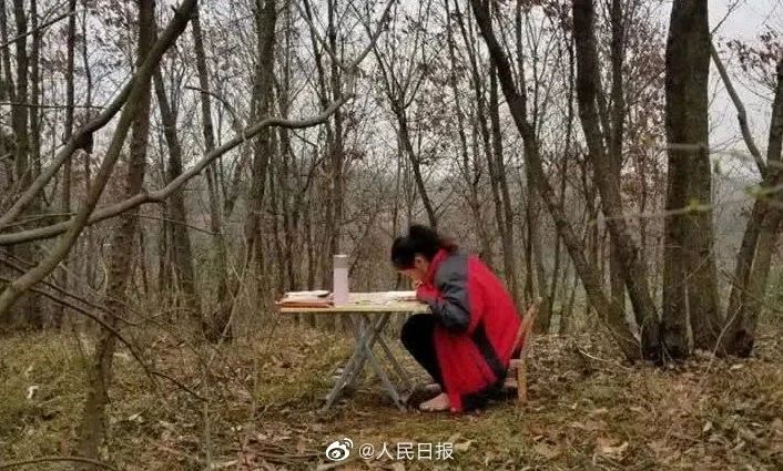看完全網(wǎng)刷屏的網(wǎng)課照，我終于知道人為什么要努力了