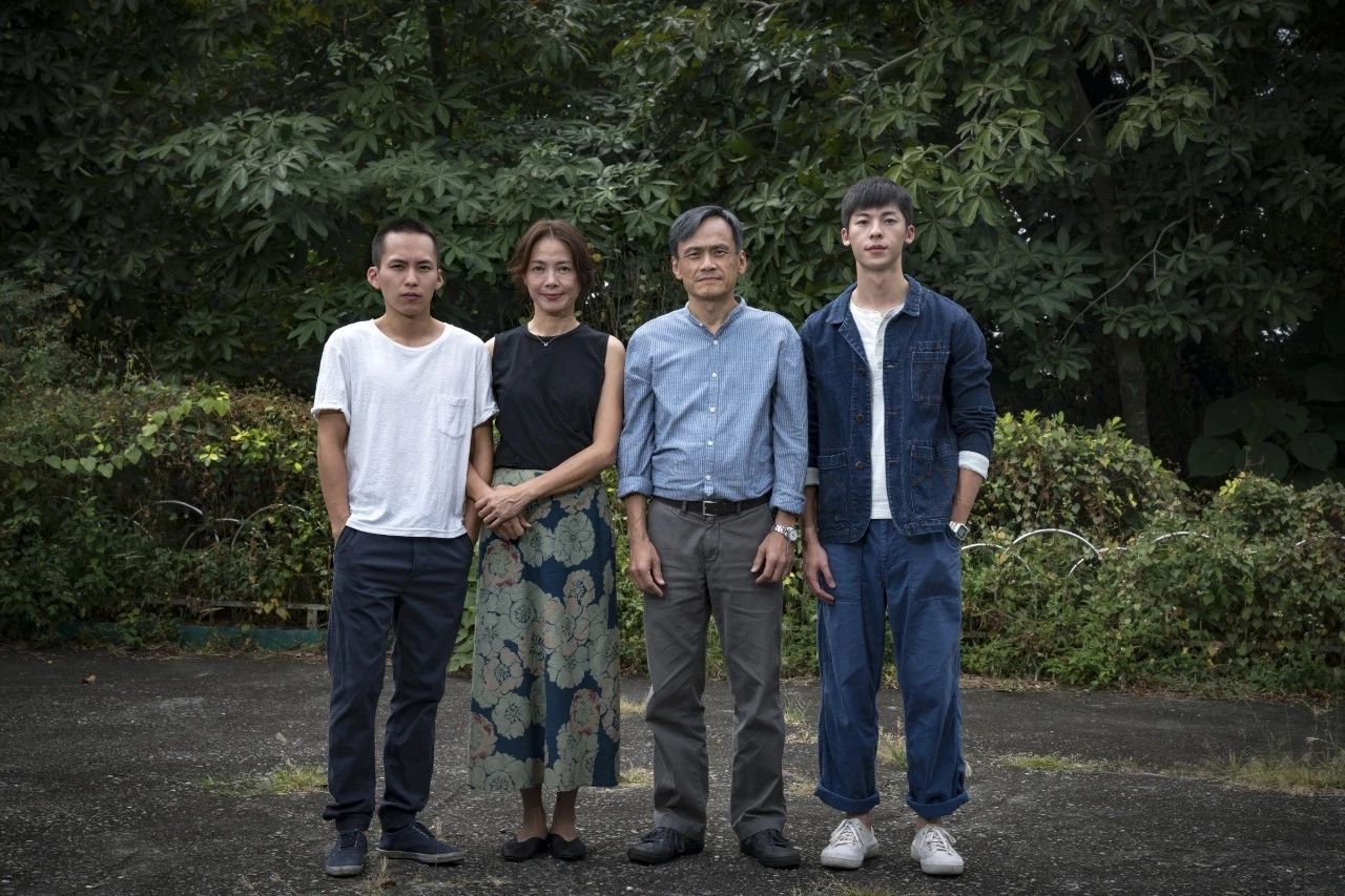 叛逆會遲到但不會缺席，一旦開始就驚天動地