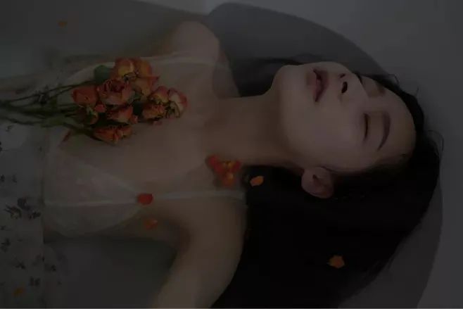 男生眼里，女生哪些行為算勾引