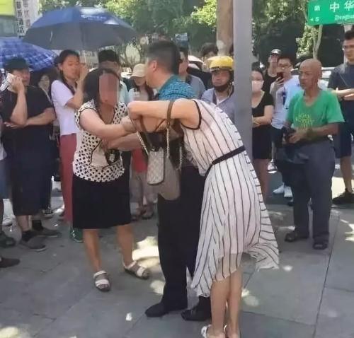 給別人當小三的女人是什么心理