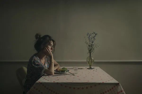 日本主婦圈熱老公去死網(wǎng),不幸的婚姻能讓女人變得多惡毒