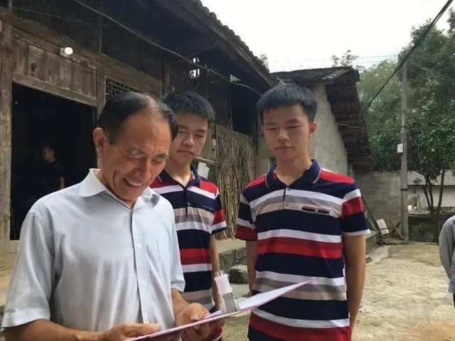 一套「實用人性手冊」揭開自我改變的驚人秘密