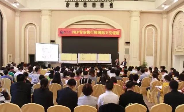 一套「實用人性手冊」揭開自我改變的驚人秘密