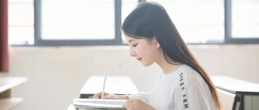 面對厭學和網絡成癮的孩子，我們應該怎么做？