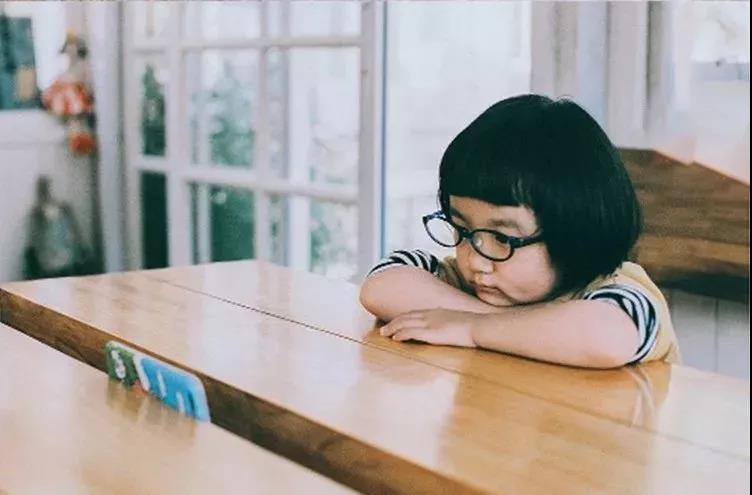孩子對金錢的認識與態(tài)度最先來自家庭