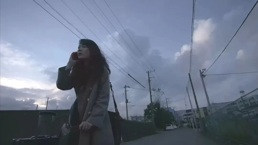 丈夫出軌，小三住進(jìn)家里：婚姻三人行，是藥還是毒？