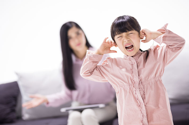 父母經(jīng)常大聲吼孩子的8種壞處