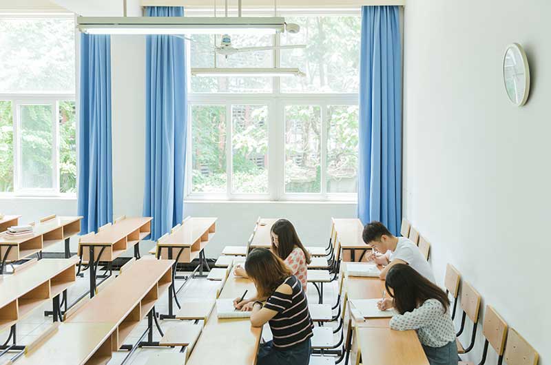 大學(xué)生如何正確調(diào)節(jié)自身心理健康問題