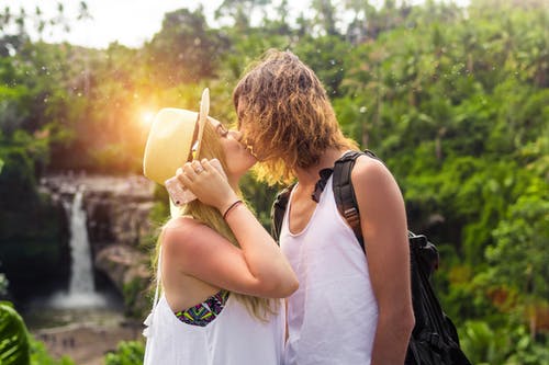 老婆微信曖昧該原諒嗎?老婆曖昧聊天怎么處理