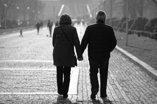 哪種婚外情男人不想斷?婚外情男人的六個(gè)階段