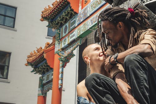怎么讓暗戀的人追自己?如何讓喜歡的人來(lái)追你