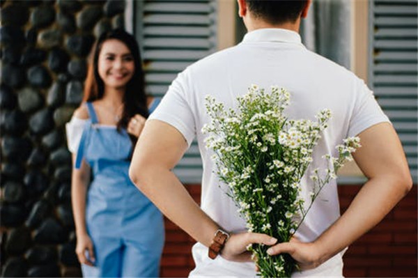 婚姻危機如何化解-挽回婚姻最聰明的方法