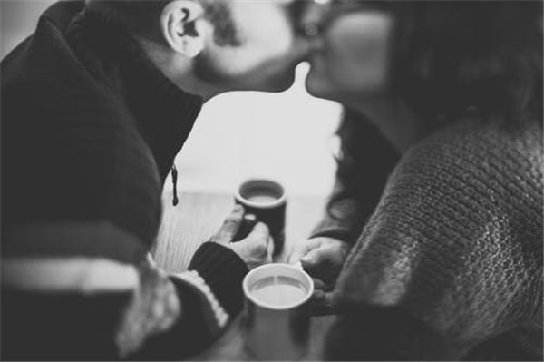 分手了如何挽回?分手后怎么重新追回來