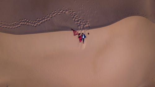 男人出軌后還會碰原配嗎?男人出軌女人聰明做法