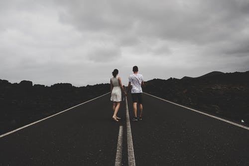 抓住男人的心的手段-聰明女人駕馭男人的心
