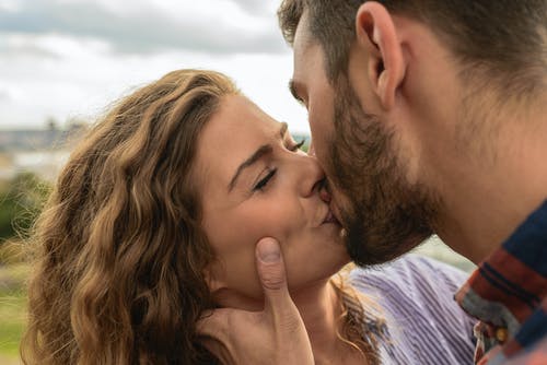 婆媳吵架老公怎么處理?婆媳吵架老公默不作聲