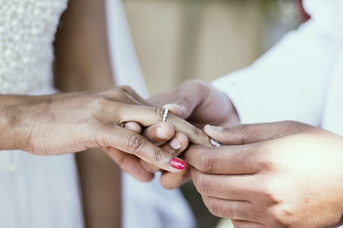 什么樣的婚姻該放手了?人一旦有了離婚的念頭