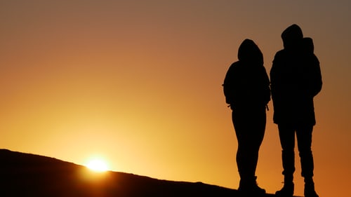 婚姻沒(méi)了信任要離婚嗎?失去信任的感情多可怕