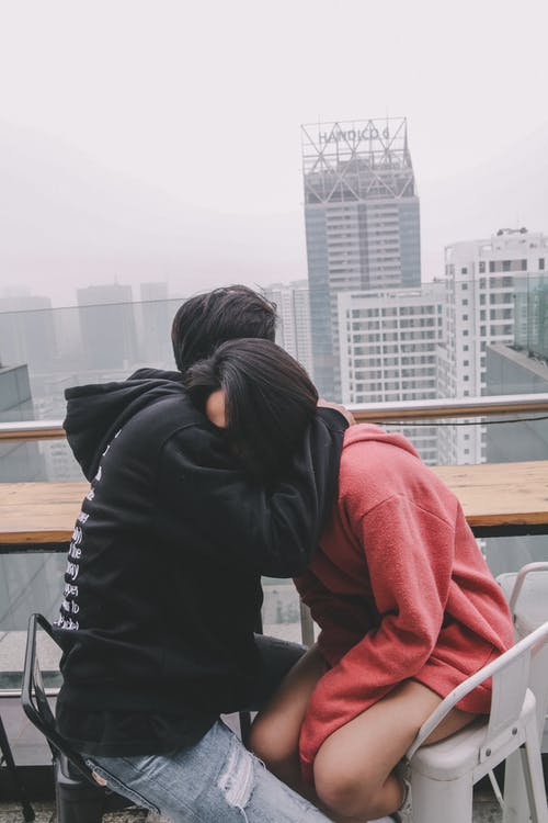 情侶吵架分手怎么和好?情侶吵架后怎么挽回