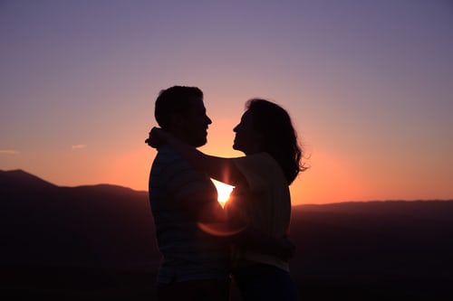 怎么試探前夫想不想復(fù)婚?離婚后挽回前夫的策略