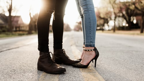 女友說三觀不合還能挽回嗎?三觀不合可以磨合嗎