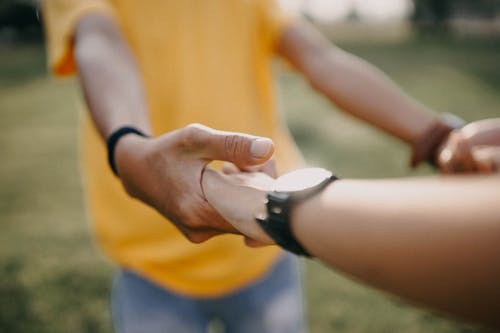 一談錢就跟你翻臉的男人-如何對付不給錢的老公