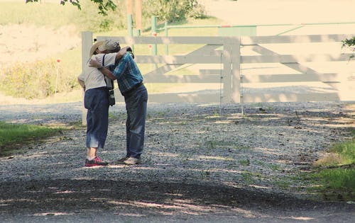 能讓老婆看哭的挽回信-給老婆寫一封挽回婚姻的信