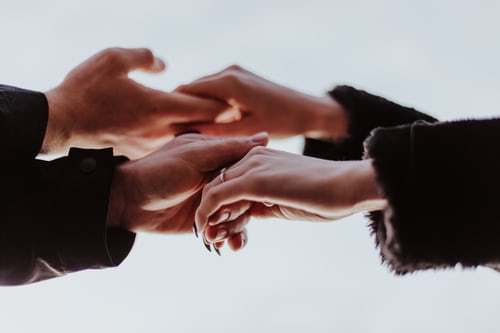 男人說性格不合會復合嗎?男人放棄一段感情會痛嗎