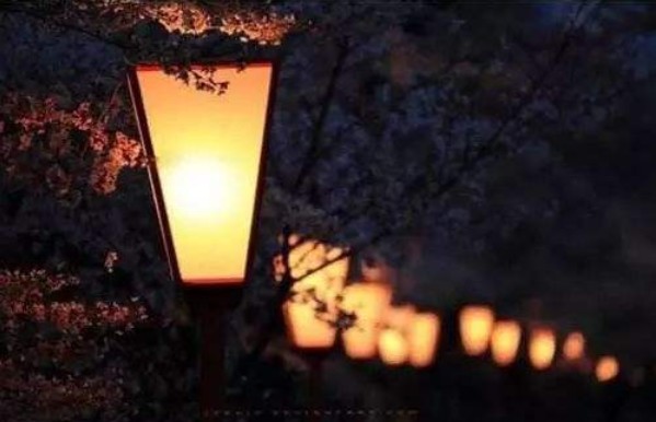 為什么人在晚上容易傷心