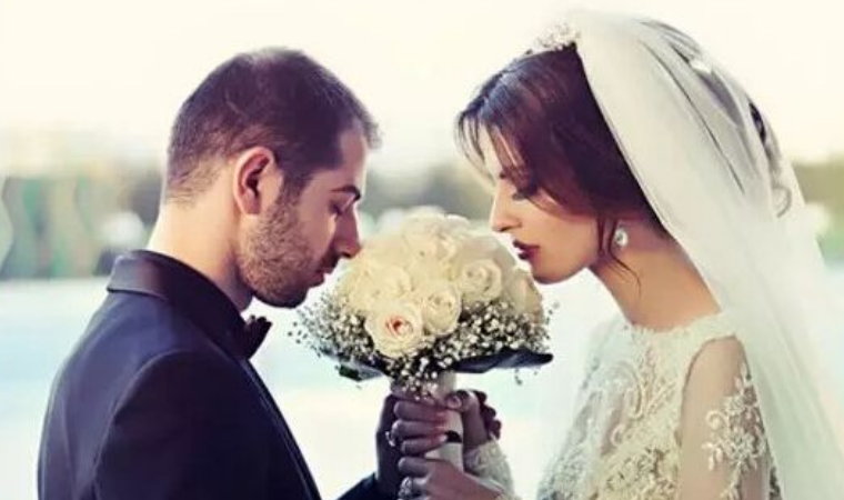 結(jié)婚是愛情，離婚是利益