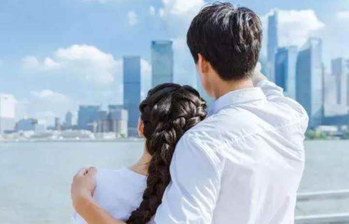 夫妻之間要相親相愛