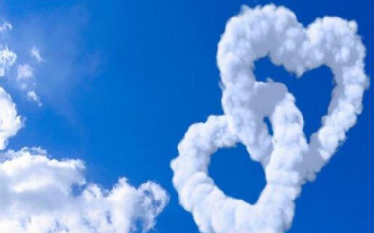 感情中誰做第一個(gè)開口的人