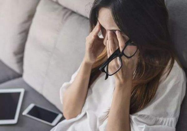 快來(lái)看看這些不健康心理表現(xiàn)你有嗎？