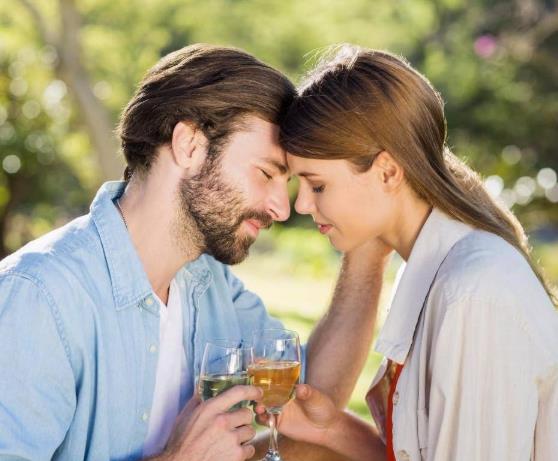 結(jié)婚后如何讓夫妻感情更甜蜜？