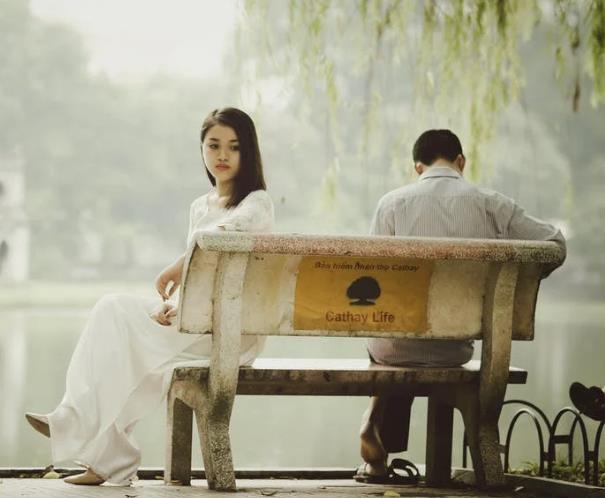 夫妻間一說話就抬杠怎么辦？