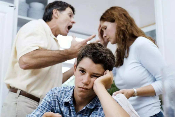 婚姻中再生氣也不要說(shuō)傷男人自尊的話