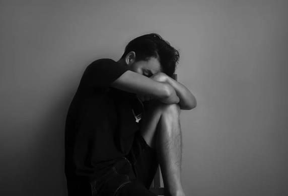 如何通過健康的生活方式消除抑郁癥？