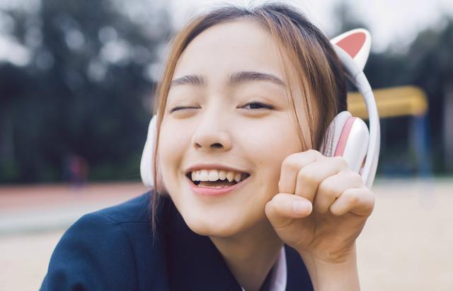測(cè)新年你為什么不回家團(tuán)圓呢？