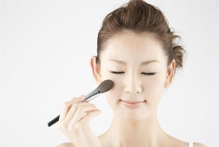 測試你的春節(jié)彩妝靚點