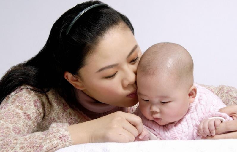如何用言語來治療孩子的內(nèi)心創(chuàng)傷