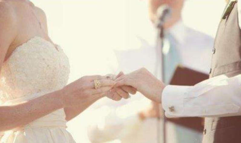 女人自毀婚姻的一些愚蠢行為