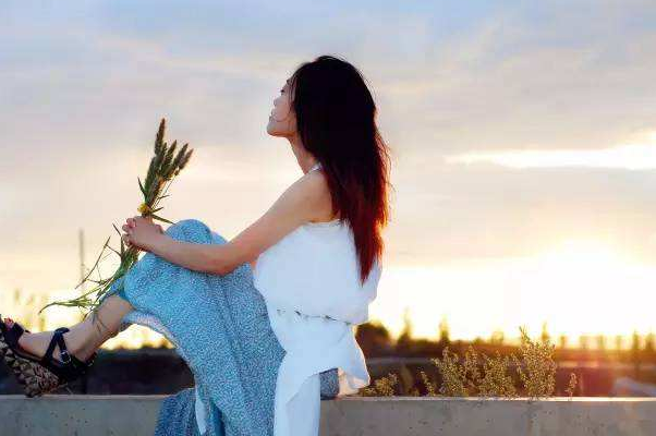 正確的與他人比較